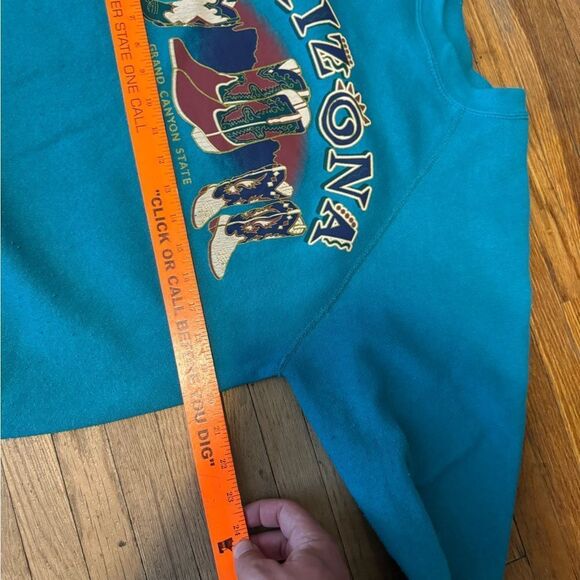 Vintage Arizona Sweatshirt - Picture 5 of 6